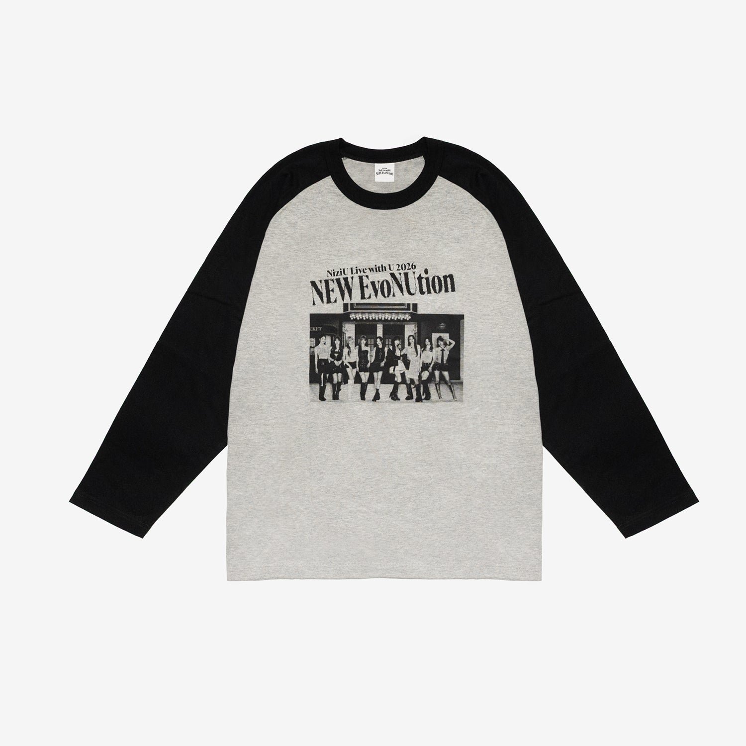 OVERSIZED RAGLAN T-SHIRT【L】/ NiziU『Live with U 2026 “NEW