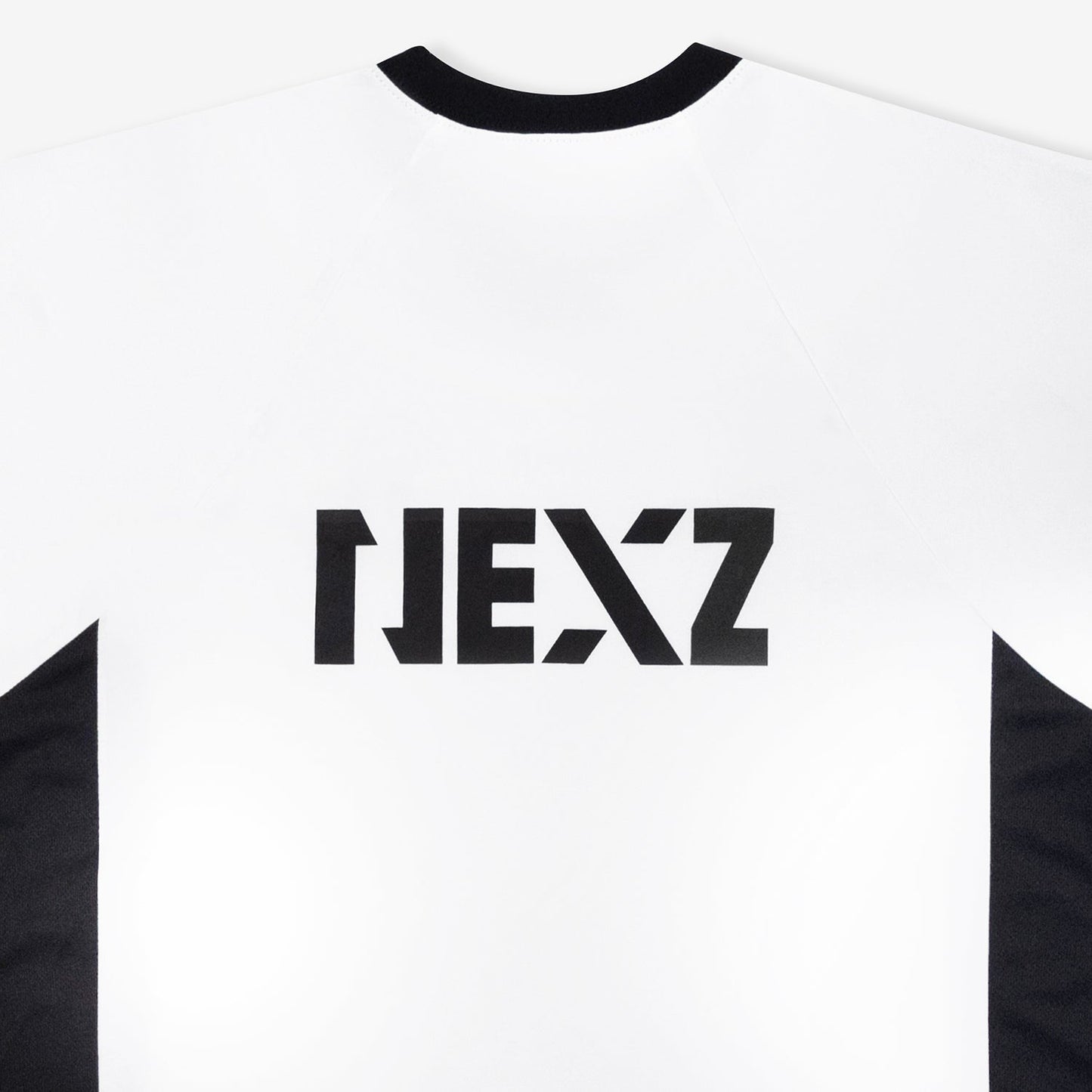T-SHIRT / WHITE【M】/ NEXZ『SHOWCASE 2024 “Ride the Vibe”』