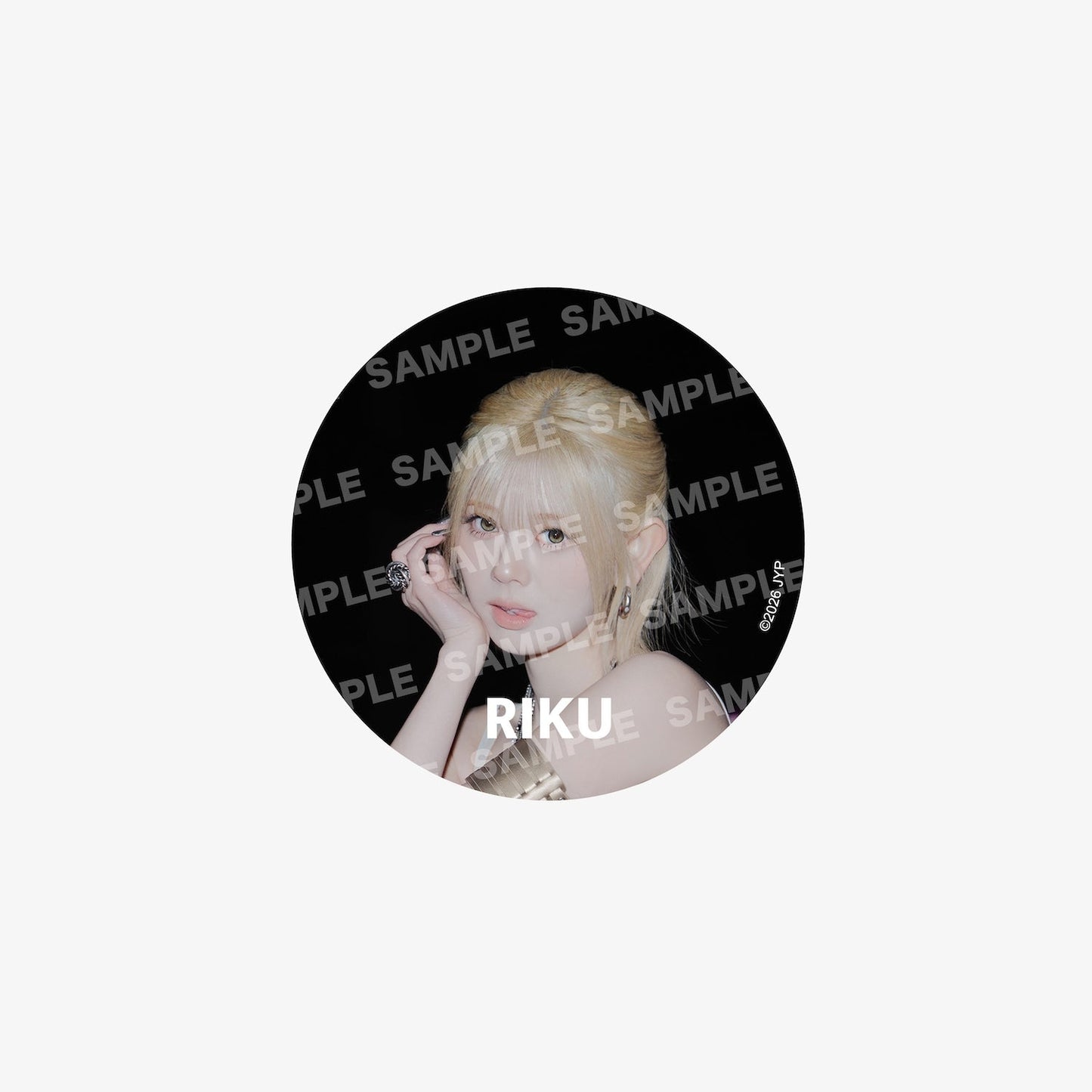 PHOTO BADGE / A - RIKU / NiziU『GOOD GIRL BUT NOT FOR YOU』