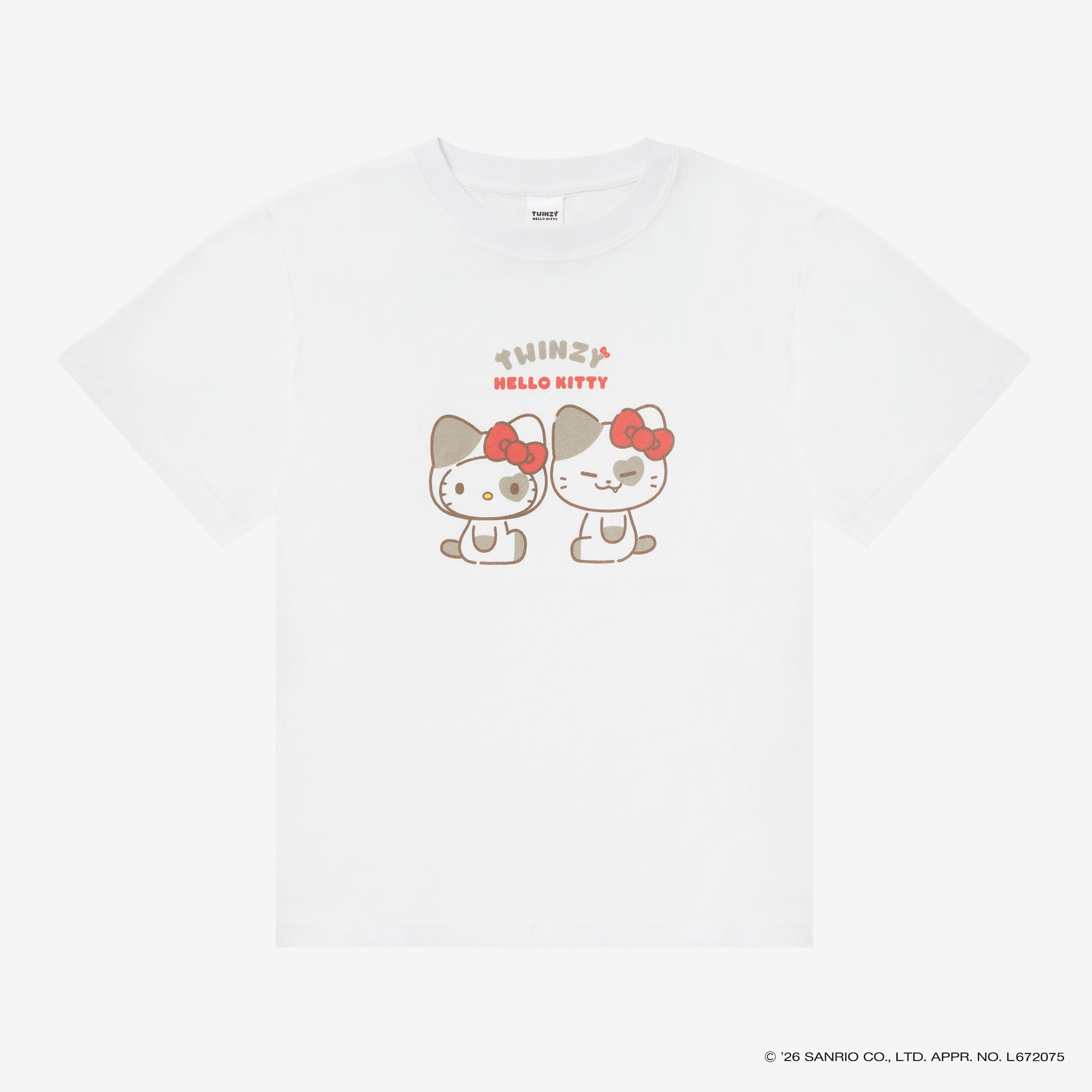 TWINZY × HELLO KITTY T-SHIRT - KKengEE / ITZY『TWINZY × HELLO