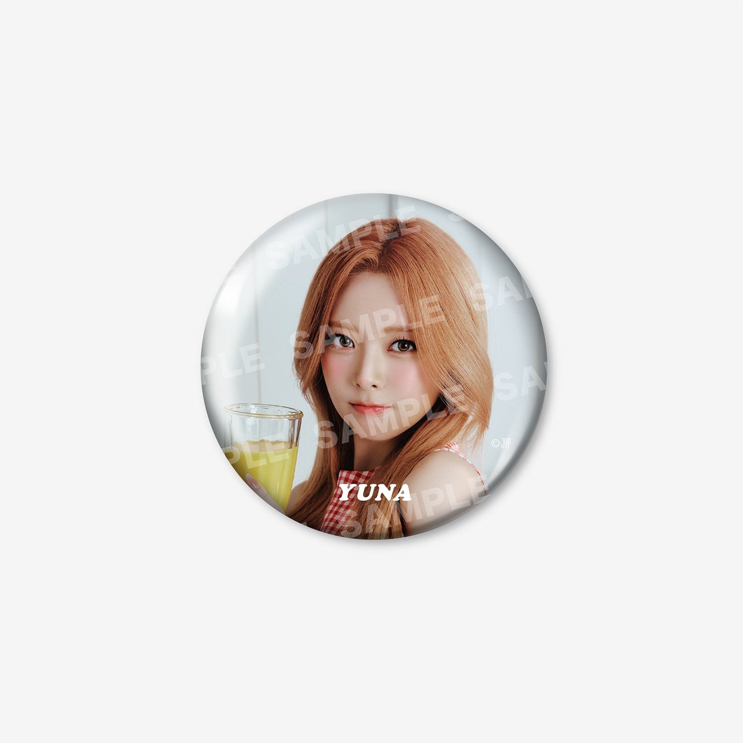 PHOTO BADGE - YUNA / ITZY『JYP JAPAN POPUP STORE 2025』