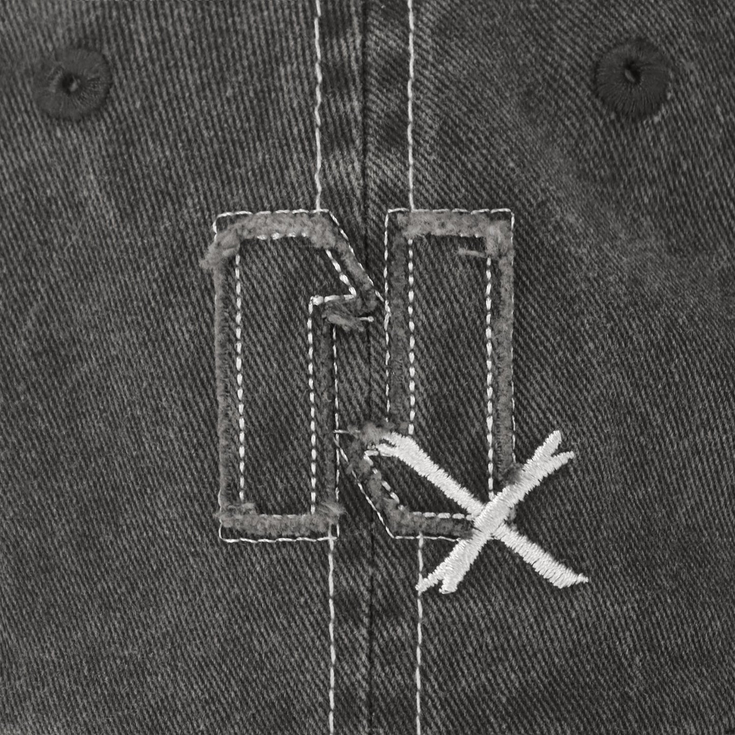 CAP / NEXZ『NEXZ LIVE TOUR 2025 ONE BITE』