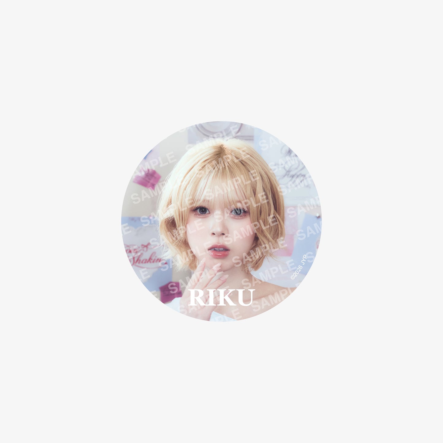 PHOTO BADGE - RIKU / NiziU『Live with U 2026 “NiziU : THE CINEMA” 』