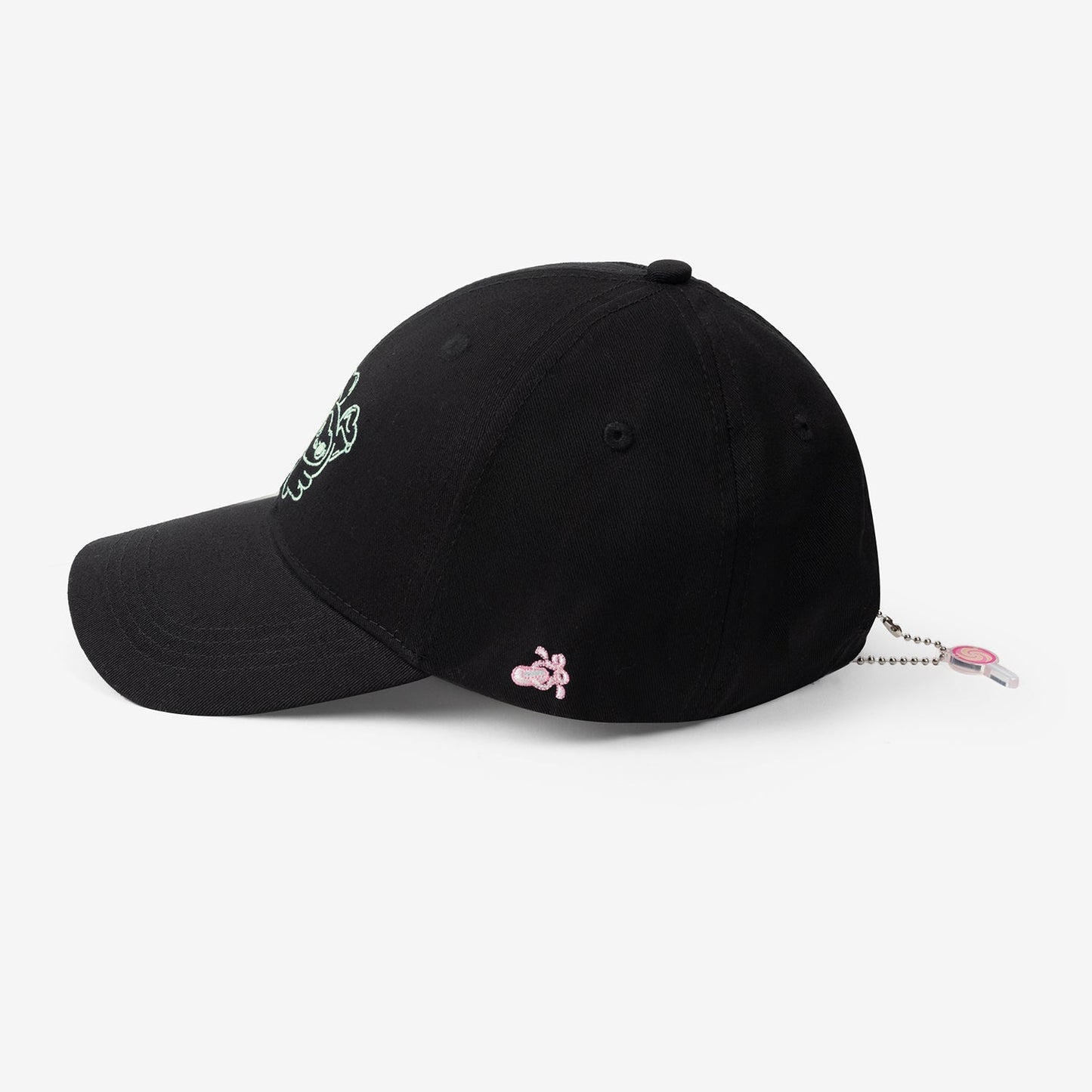 CAP - MIVELY×KUROMI / TWICE LOVELYS×SANRIO CHARACTERS