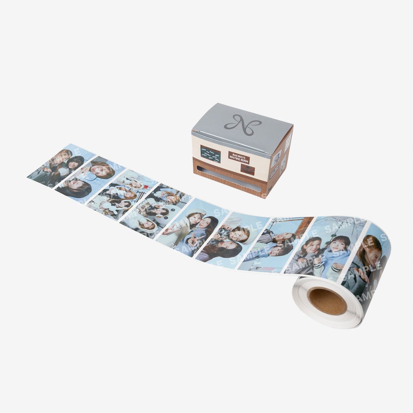 ROLL STICKER IN BOX / NiziU『JYP JAPAN POPUP STORE 2025』