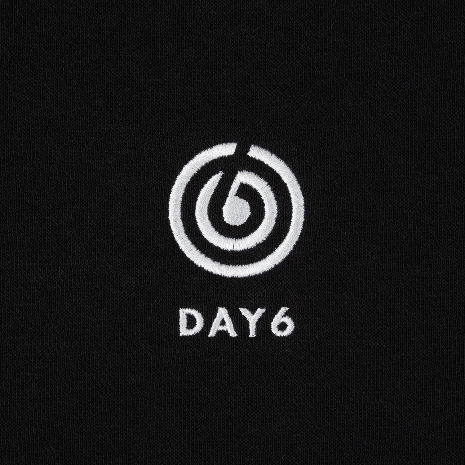 HOODIE【L】 / DAY6『3RD WORLD TOUR ＜FOREVER YOUNG＞』 – JYP