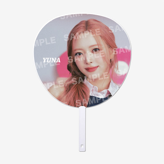 IMAGE PICKET - YUNA / ITZY『The 4th Fan Meeting ITZY MIDZY, LET’S FLY! "ON AIR"』