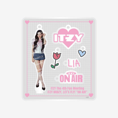 ACRYLIC STAND KEY HOLDER - LIA / ITZY『The 4th Fan Meeting ITZY MIDZY, LET’S FLY! "ON AIR"』