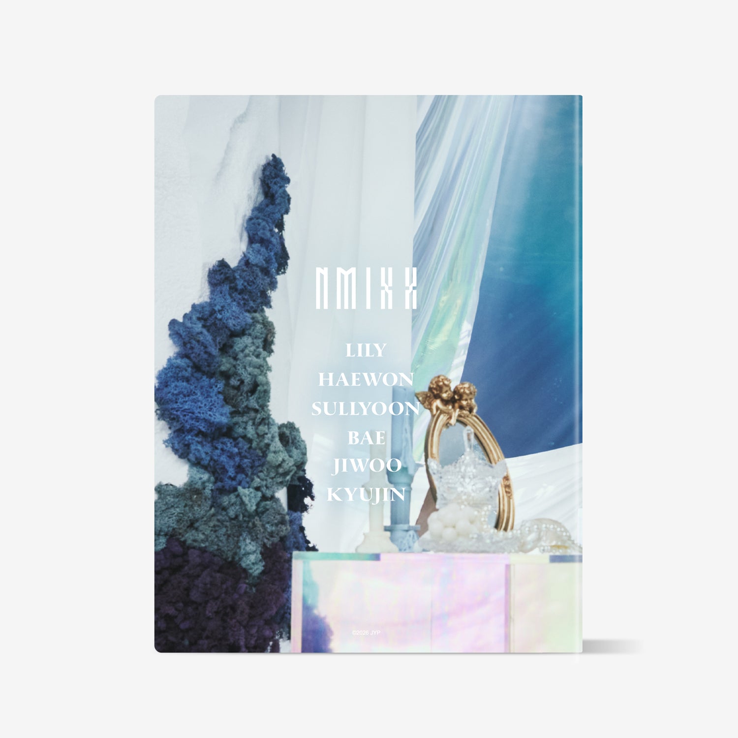 TRADING CARD CASE / NMIXX『1ST WORLD TOUR IN JAPAN』 – JYP JAPAN