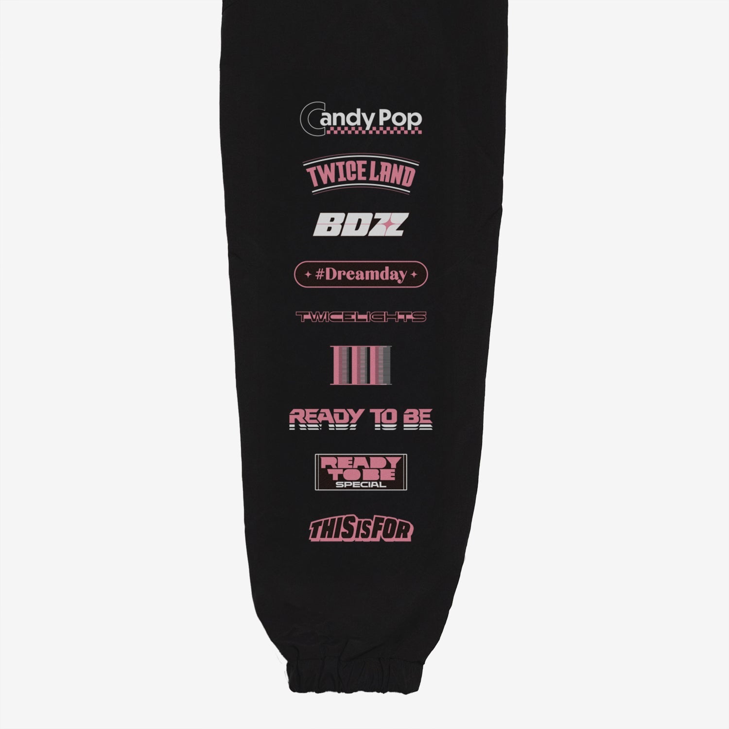 TWICE ポップアップ　グッズ　ウィンドブレーカー　モモ　Mサイズ 商品詳細ページ | ONCE JAPAN OFFICIAL SHOP | ウィンドブレーカー【MOMO】