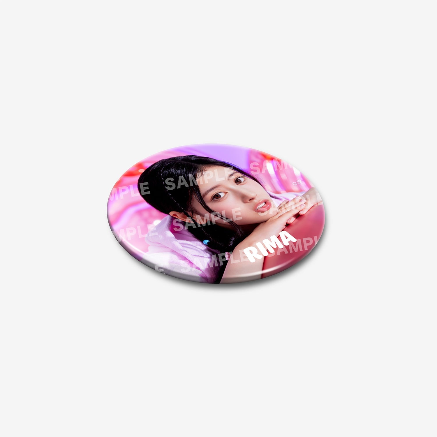 【期限切れ単複馬券】メイクデビュー京都　ブエナビスタ　2008/10/26 PHOTO BADGE - RIMA / NiziU『JYP JAPAN POPUP STORE 2024