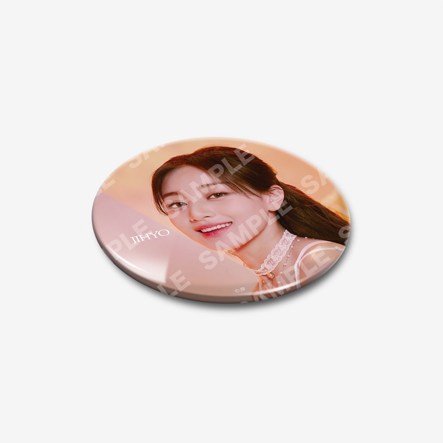 PHOTO BADGE - JIHYO / TWICE『DIVE』 – JYP JAPAN ONLINE STORE