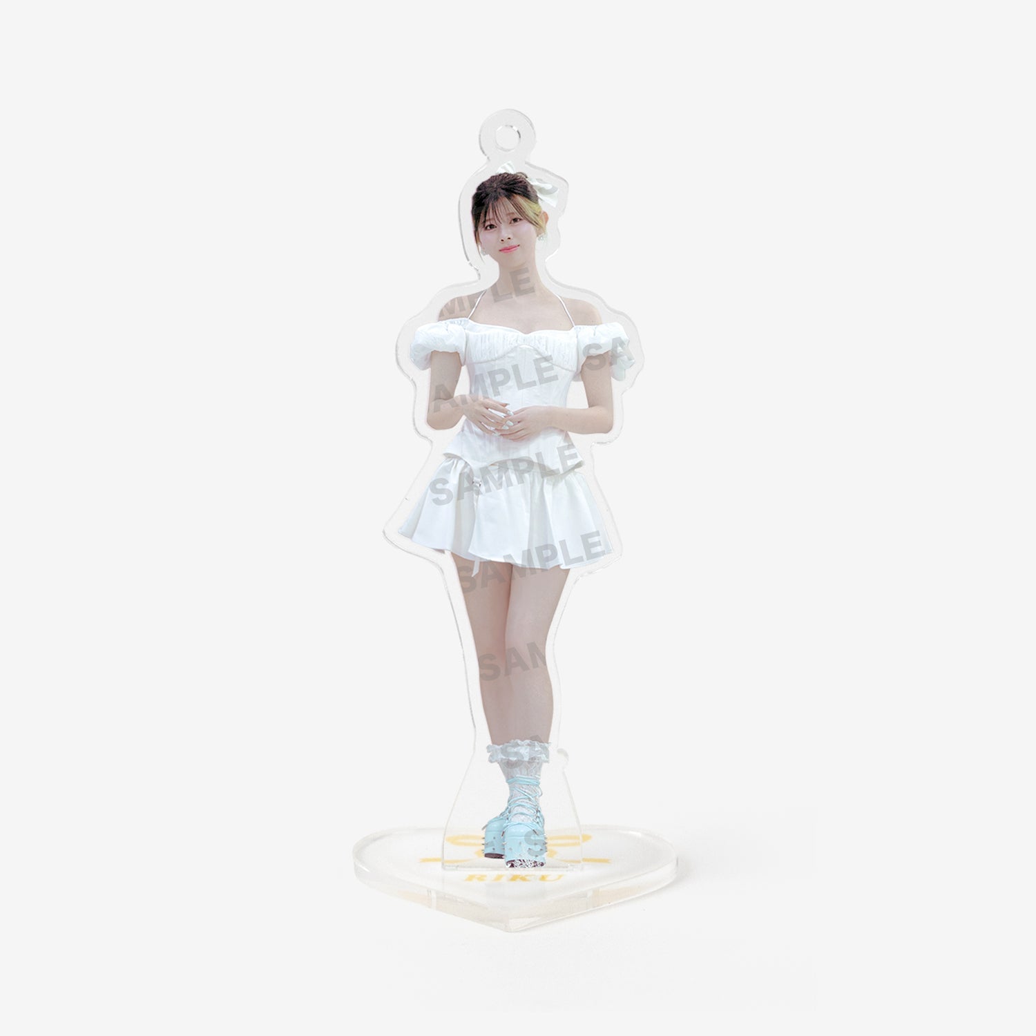 【専用】NiziU 背景アクリルスタンド&バッグチャーム　リク　アヤカ　ミイヒ Amazon.co.jp: NiziU 背景アクリルスタンド バッグチャーム リク