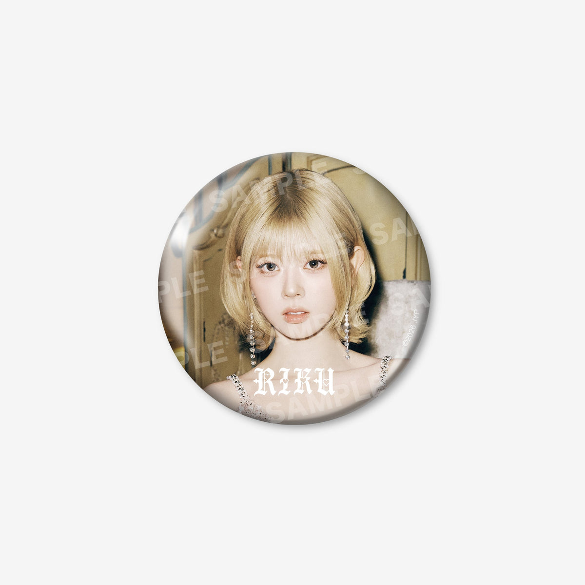 PHOTO BADGE - RIKU / NiziU『Live with U 2026-2027 "Who? U! NiziU Fes.”』