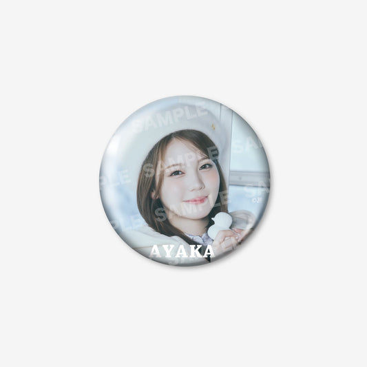 PHOTO BADGE - AYAKA / NiziU『JYP JAPAN POPUP STORE 2025』