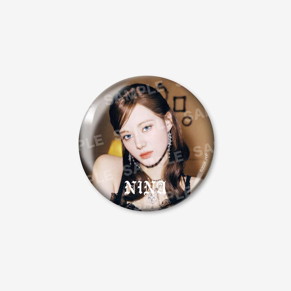PHOTO BADGE - NINA / NiziU『Live with U 2026-2027 “Who? U! NiziU Fes.”』