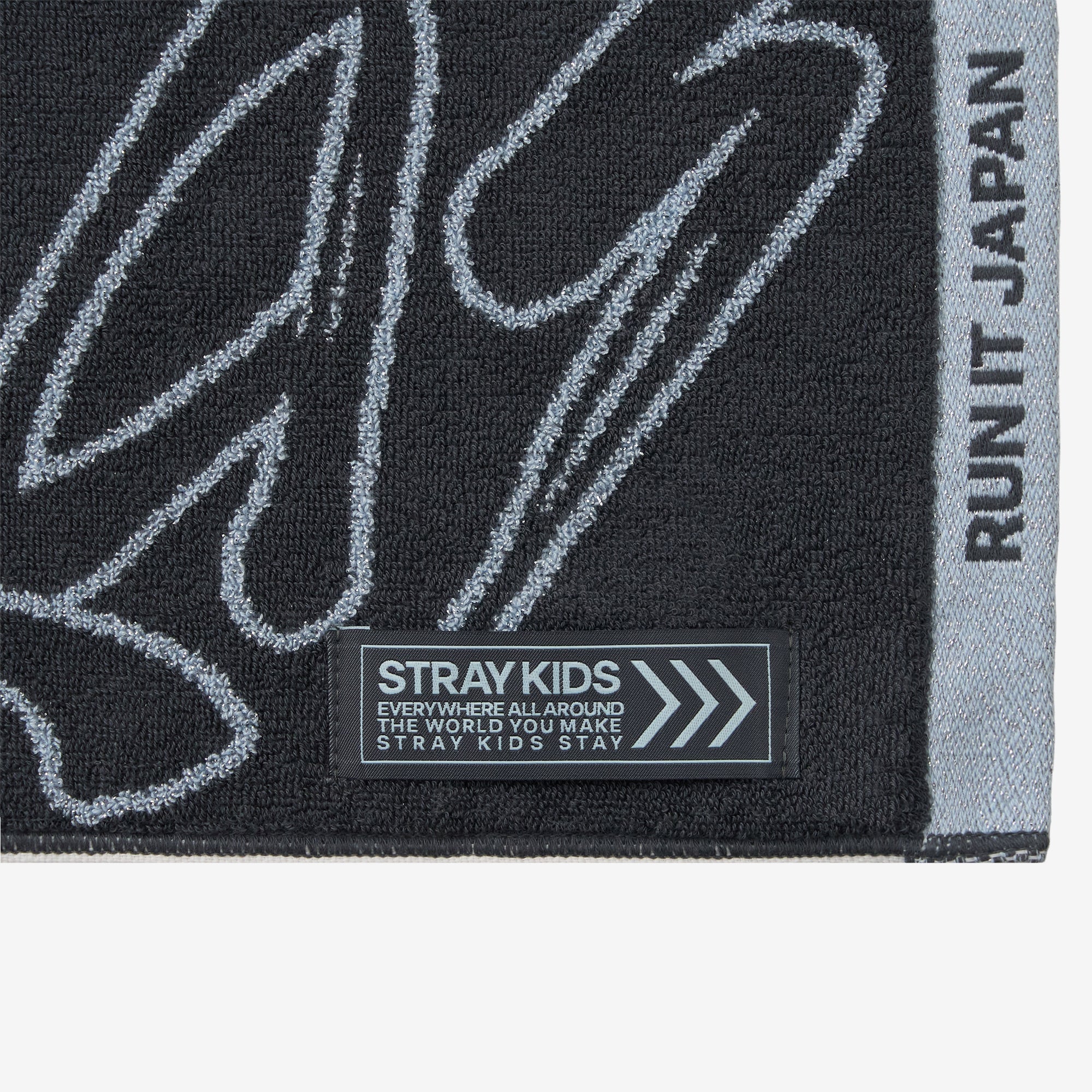 MUFFLER TOWEL - I.N / Stray Kids『World Tour 』 – JYP JAPAN ONLINE