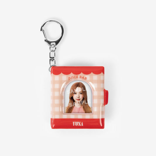 MINI PHOTO ALBUM KEY HOLDER  - YUNA / ITZY『JYP JAPAN POPUP STORE 2025』