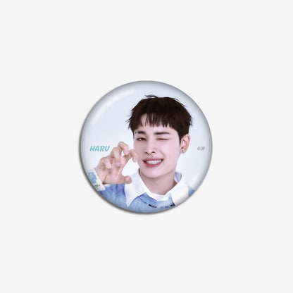 PHOTO BADGE SET - HARU / NEXZ『Japan Debut 1st Anniversary POP-UP 1st SCOOP』