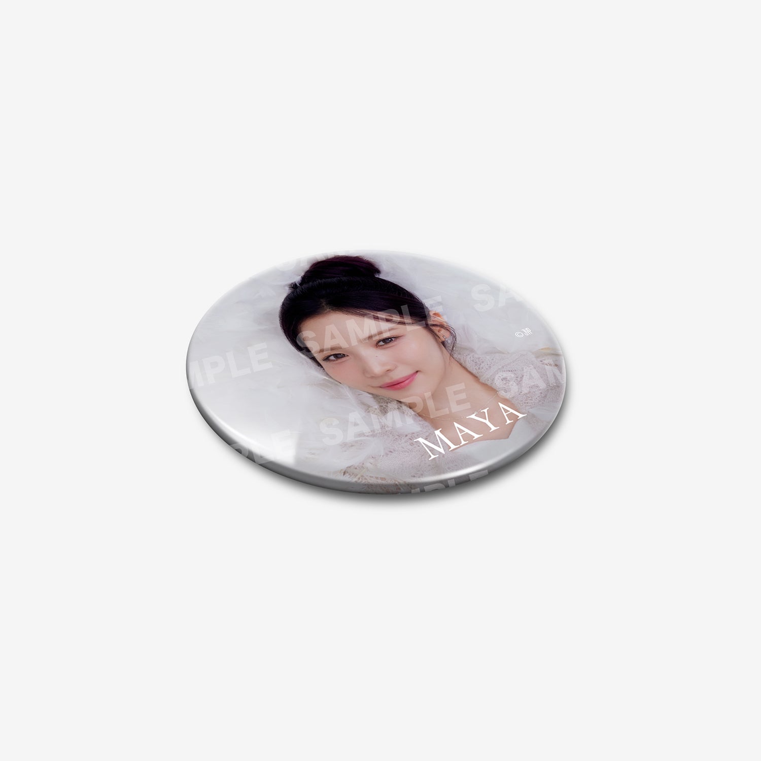 PHOTO BADGE / A - MAYA / NiziU『AWAKE』 – JYP JAPAN ONLINE STORE
