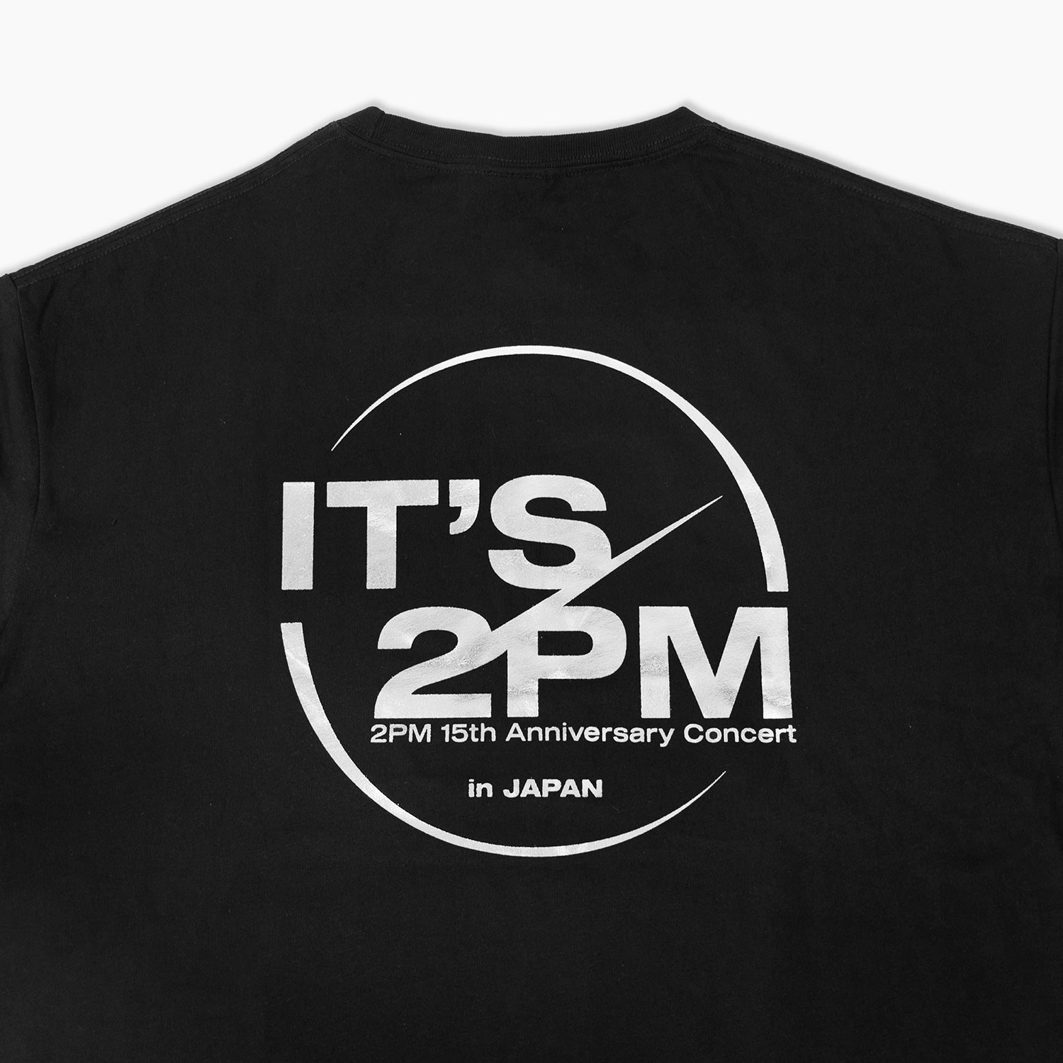 GRAPHIC T-SHIRT is available at 8th July 11:00am (JST) at Human