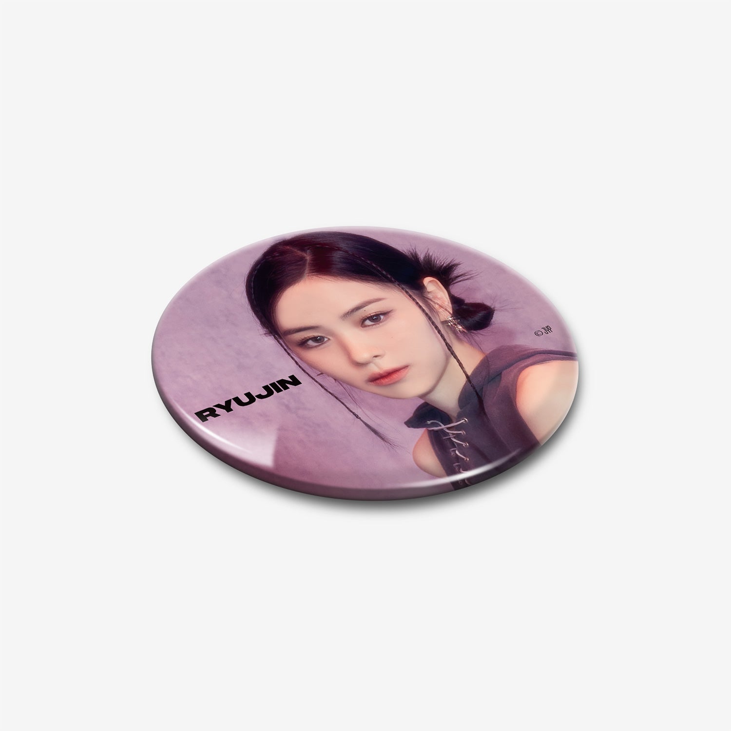ITZY リュジンshopee シンガポールリュジンポラロイド風