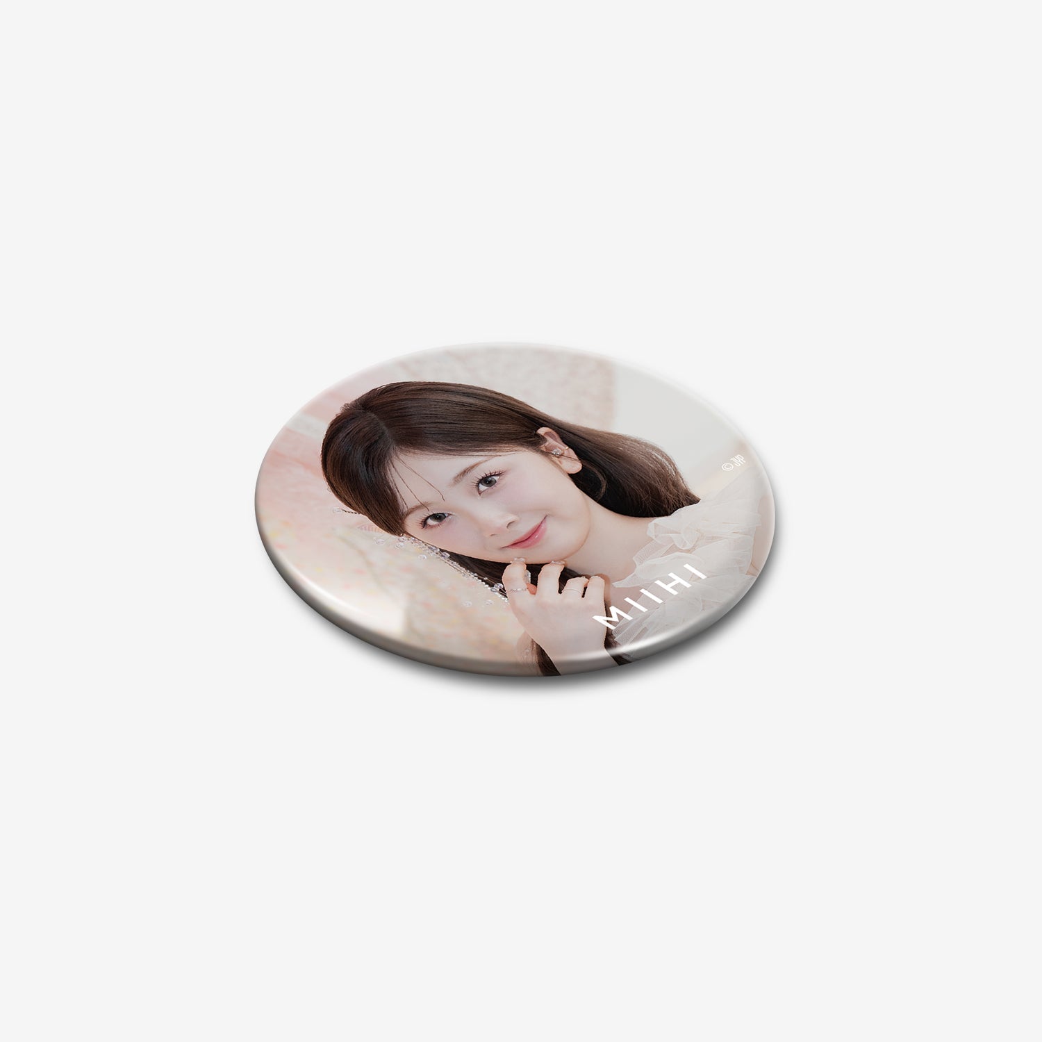 PHOTO BADGE - MIIHI / NiziU「SWEET NONFICTION」 – JYP JAPAN